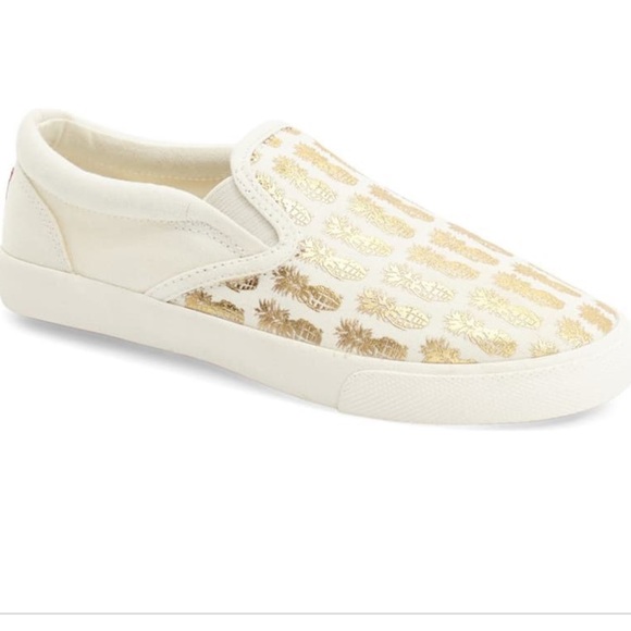 Bucket feet pineappleaid white and gold slip on’s - Picture 4 of 10